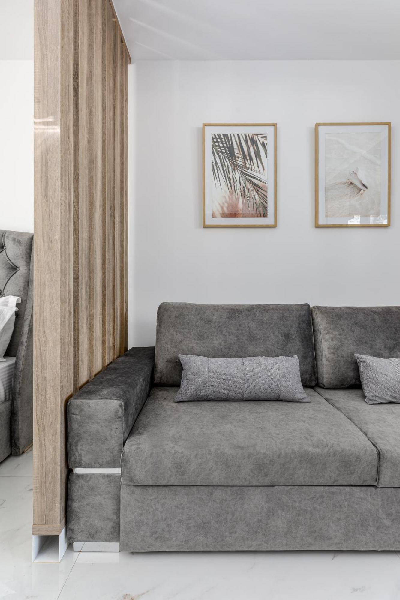 Calm Chaos 1 Apartment *